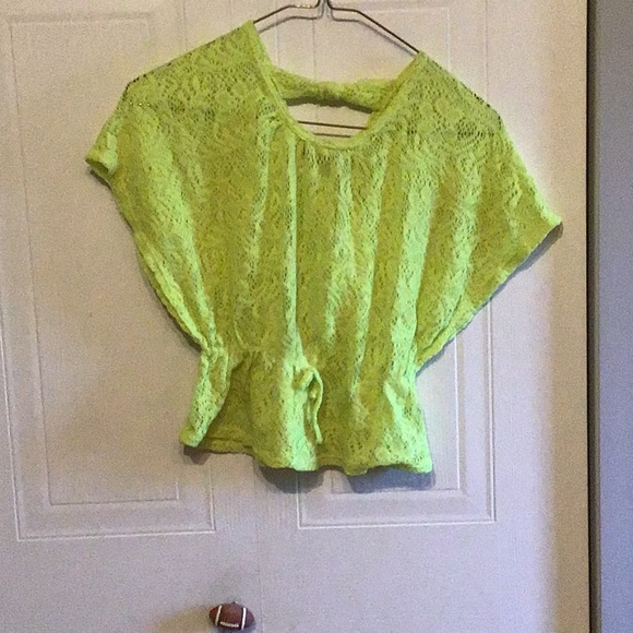 Cute neon yellow shirt tie in the back